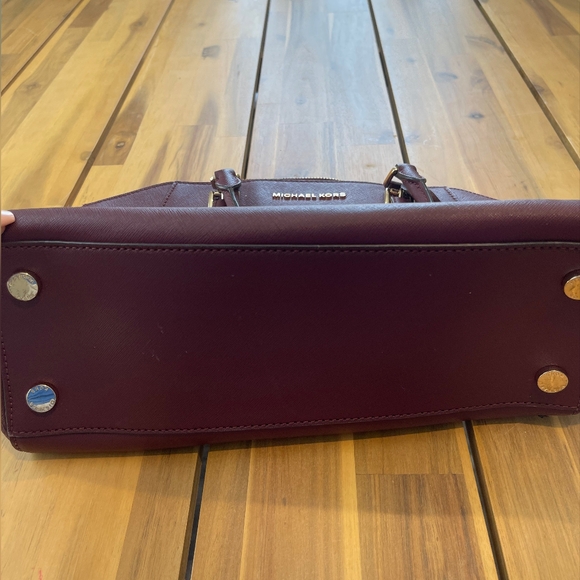 Michael Kors Ciara L Satchel Saffiano Leather Bag Merlot Zip Closure - Picture 8 of 10